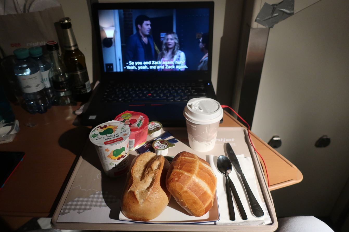 Breakfast on the ÖBB NightJet from Vienna to Hamburg